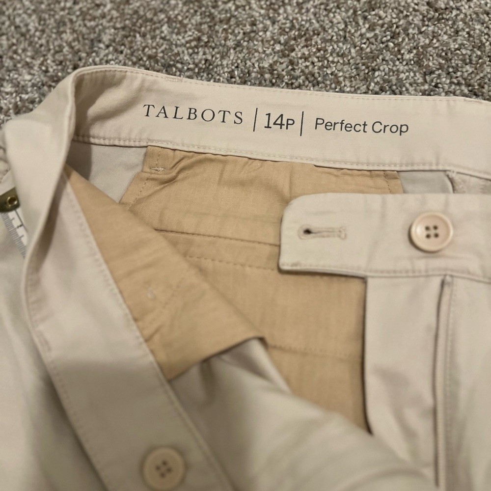 Talbots Perfect Crop with Button Detail at the hem, 14P - Picture 4 of 6